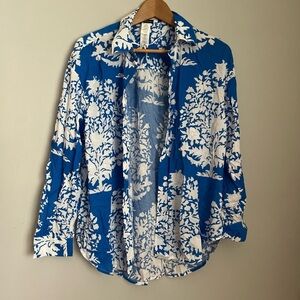 Calzedonia Blue and White Patterned Shirt Oversized Size Small NWOT